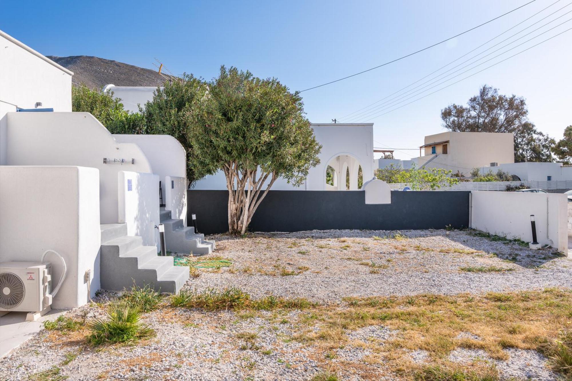 Ferienwohnung Aegean Blue Santorini Perissa Exterior foto